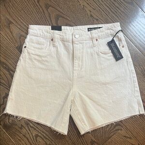 Blank NYC The Warren White Jean Shorts Raw Hem size 28 New With Tags
